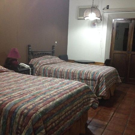Hotel Posada De Don Jose 레탈룰레우 객실 사진