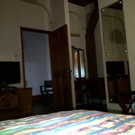 Hotel Posada De Don Jose 레탈룰레우 객실 사진