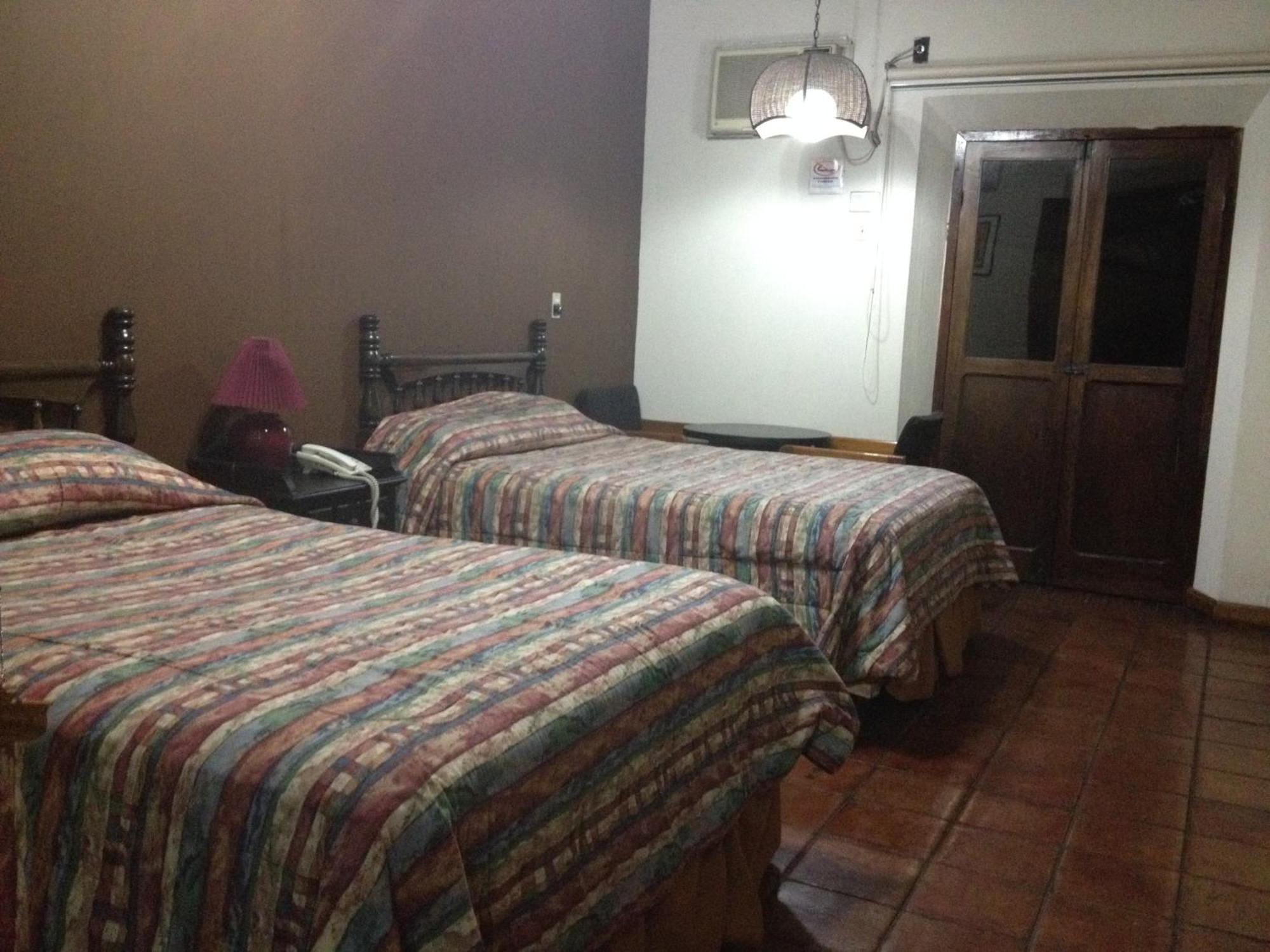 Hotel Posada De Don Jose 레탈룰레우 객실 사진