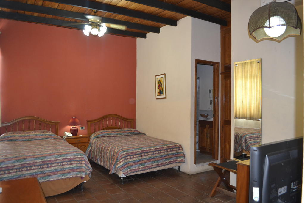 Hotel Posada De Don Jose 레탈룰레우 객실 사진